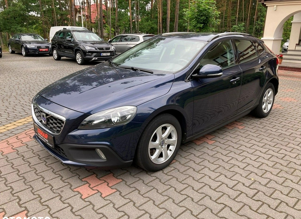 Volvo V40 cena 37900 przebieg: 223000, rok produkcji 2013 z Modliborzyce małe 497